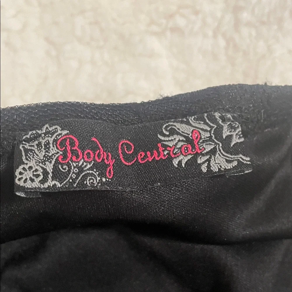 Body Central Black with White Lace Corset Y2K Going Out Top - Picture 3 of 9
